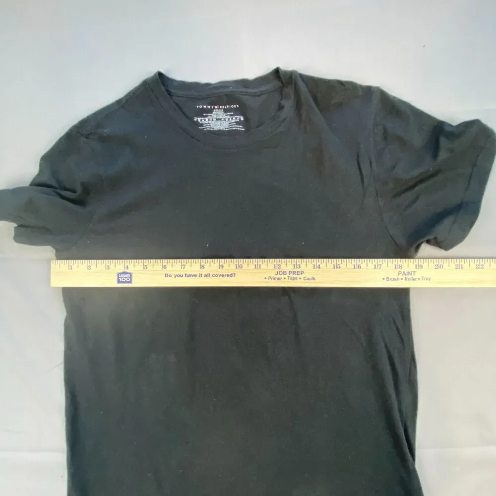 Tommy Hilfiger Mens T-Shirt Small S Black Short Sleeve Solid Crew Neck Cotton Te
